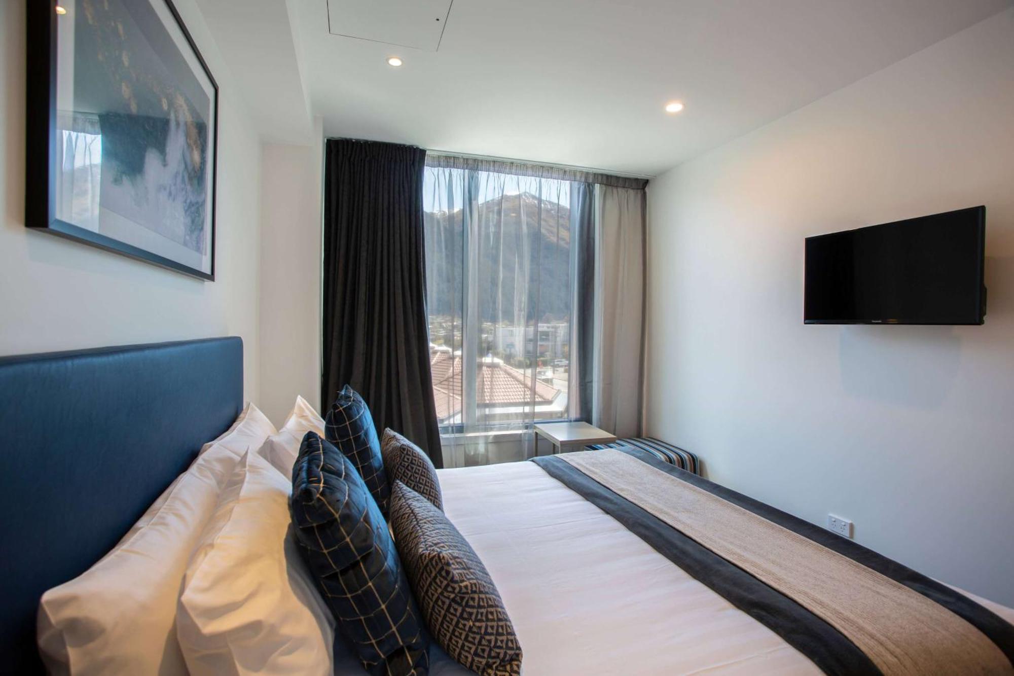 รามาดา บาย วินด์แฮม ควีนส์ทาวน์ เซ็นทรัล Hotel ภายนอก รูปภาพ